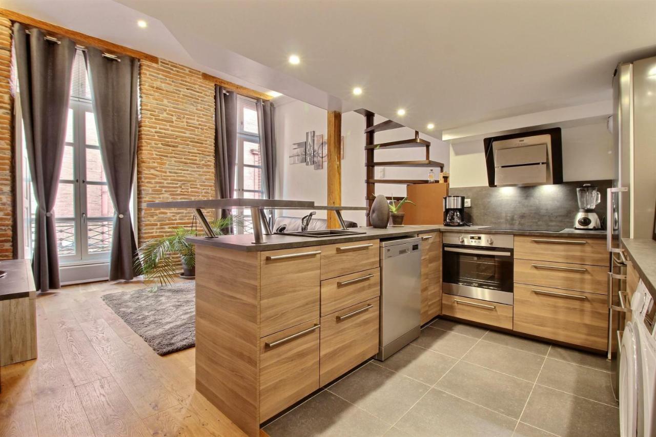 Toulouse Duplex Place Du Capitole Exterior photo